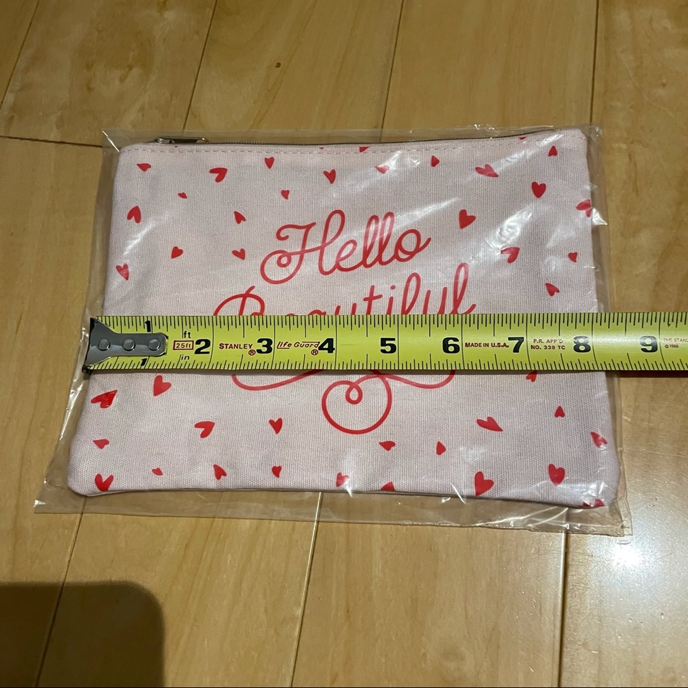 New ModCloth pouch - Picture 3 of 4